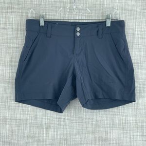 Columbia Womens Size 6 navy Blue hiking shorts omni Shield 0521